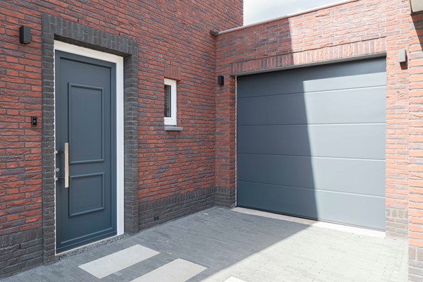 Medium property photo - De Reuzelaar 4, 4741 GZ Hoeven